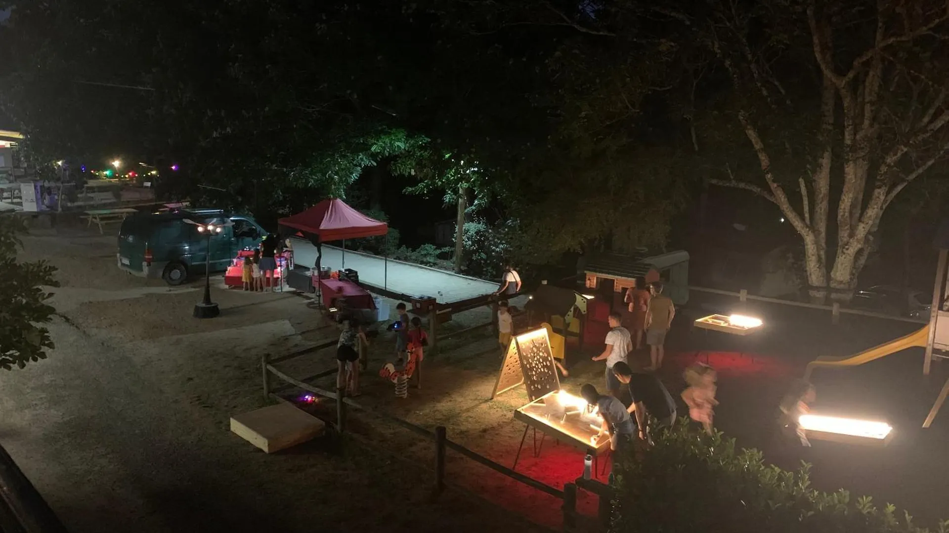 Campeggio Camping Les Cruses Ribes Francia